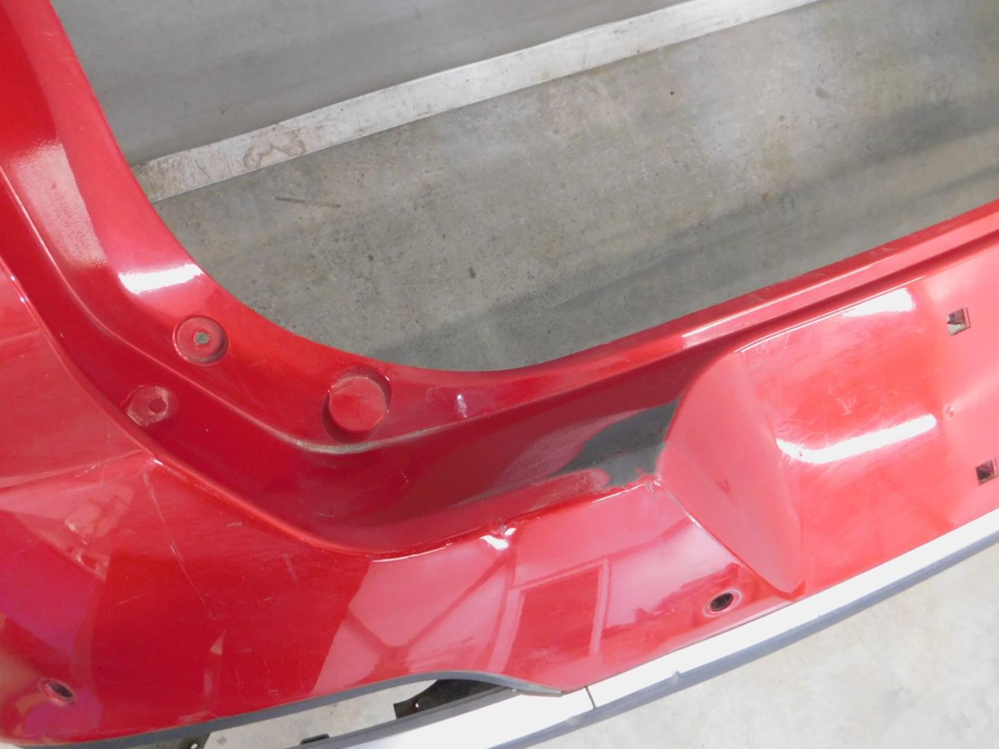 Бампер задний