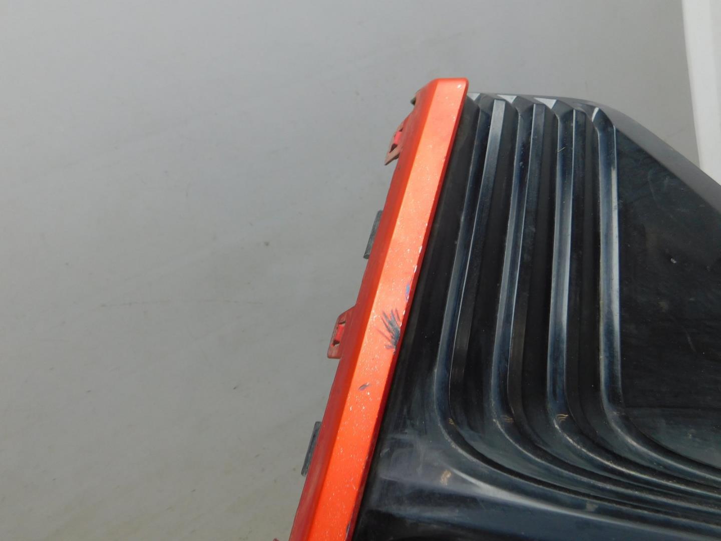 Накладка переднего бампера