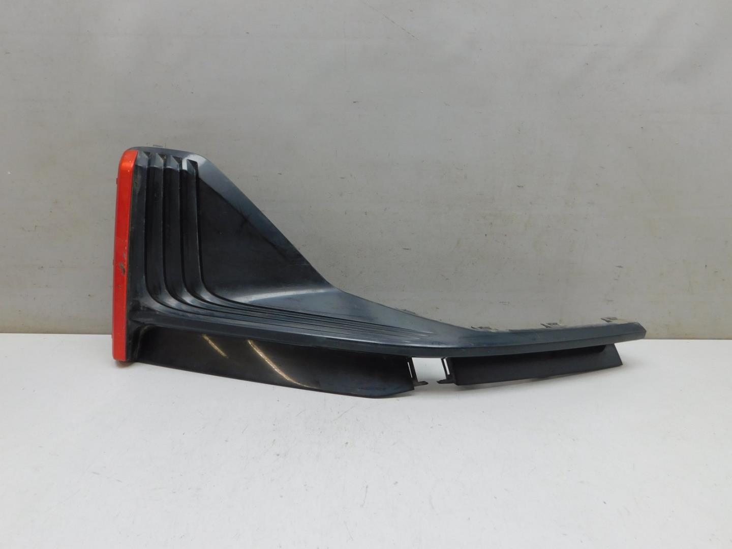 Накладка переднего бампера