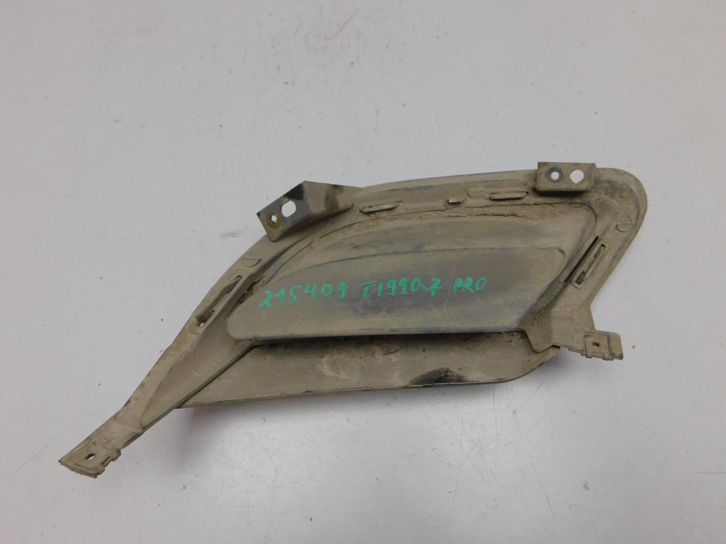 Накладка заднего бампера правая