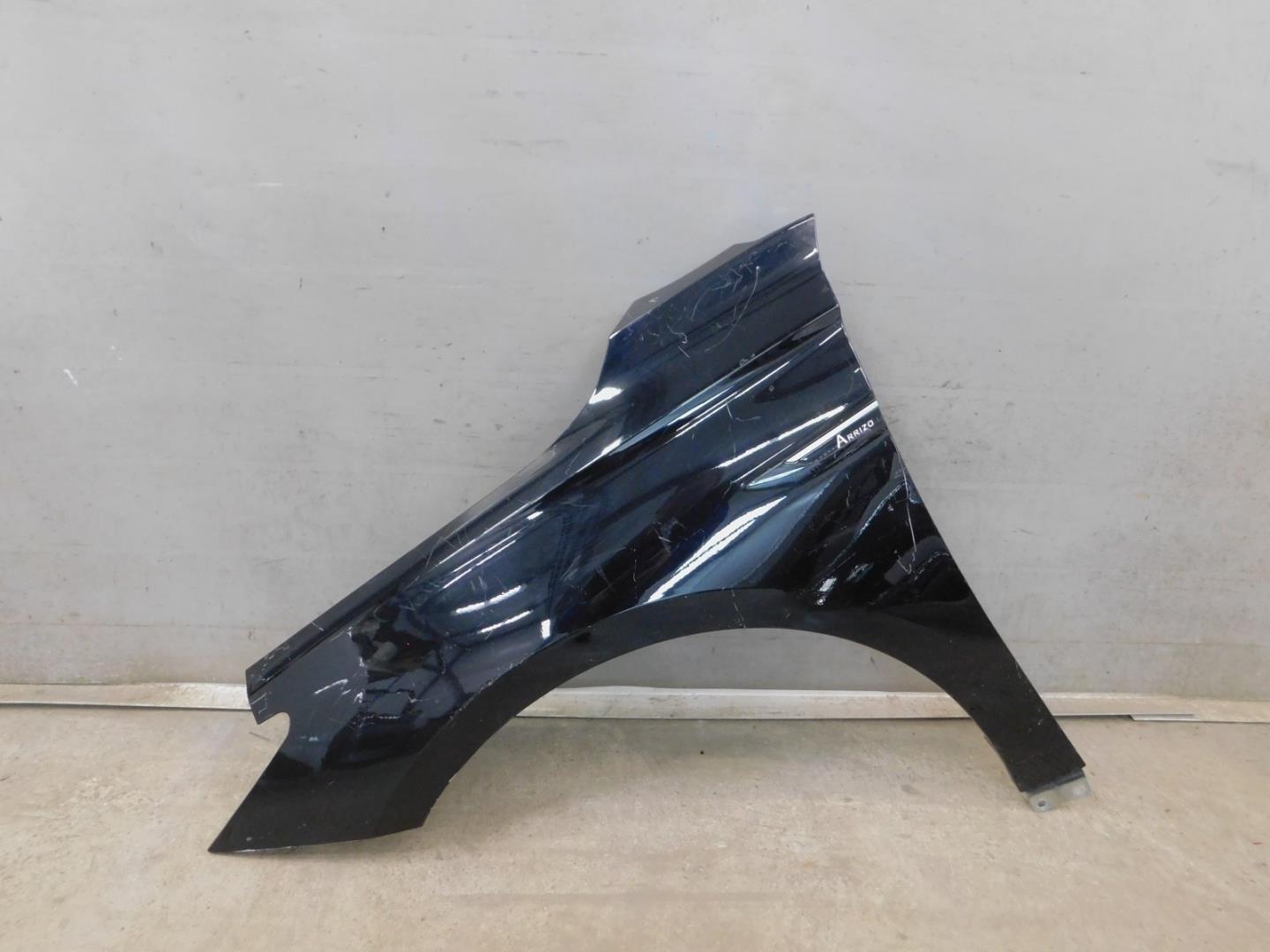 Крыло переднее левое