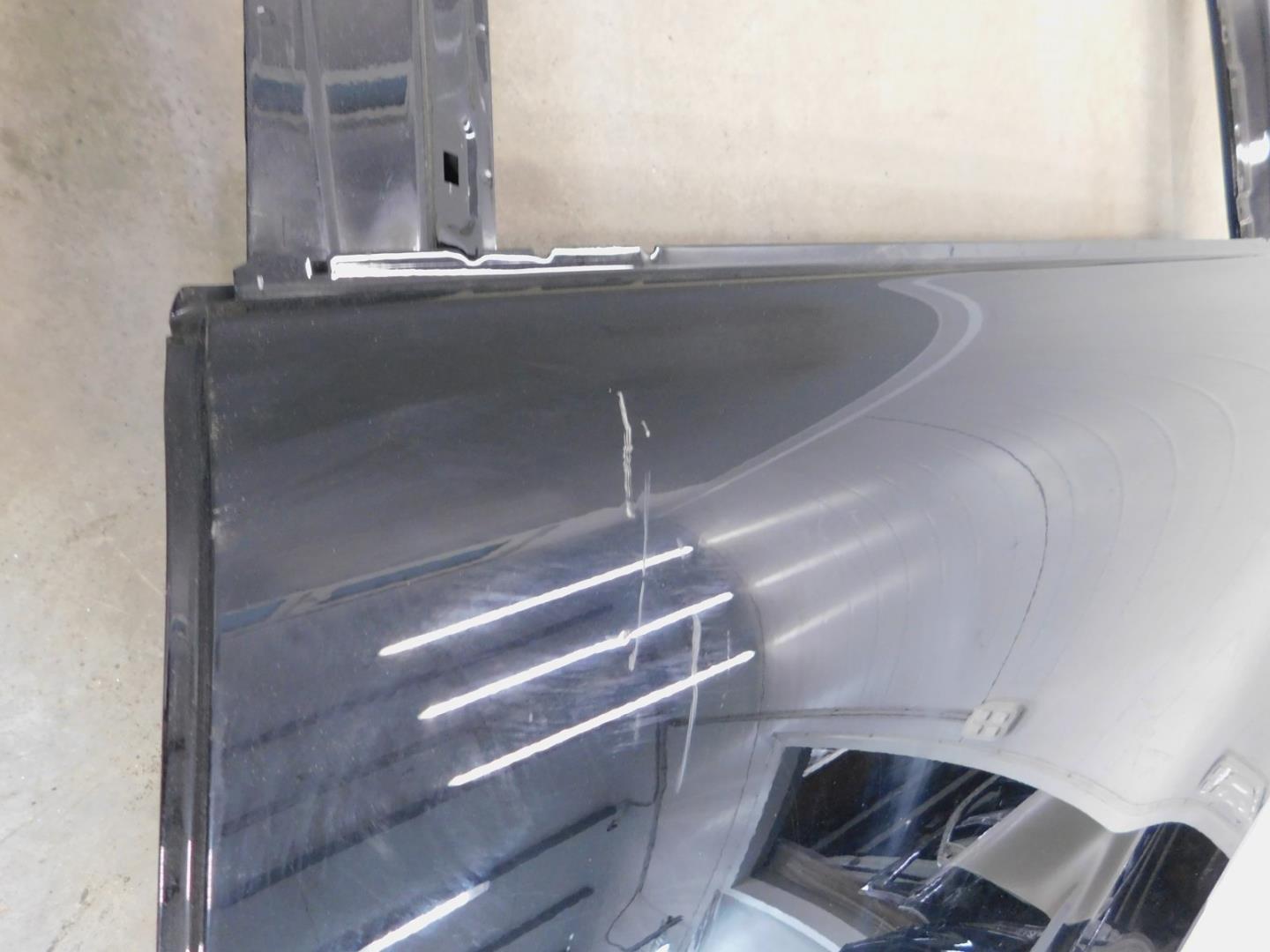 Дверь задняя левая