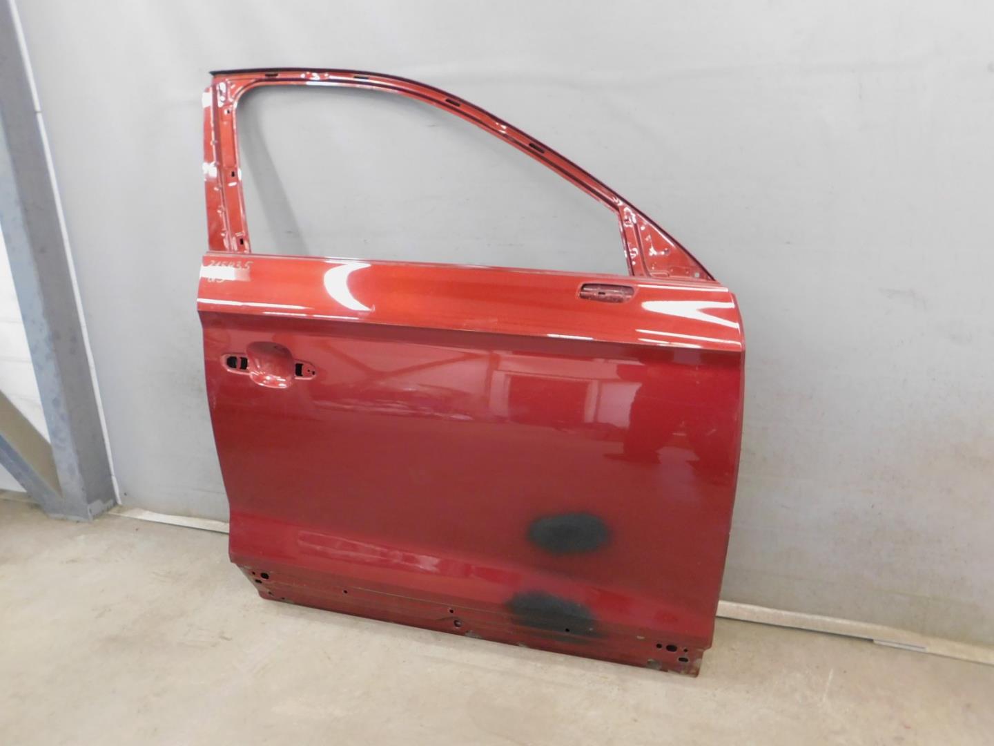 Дверь передняя правая