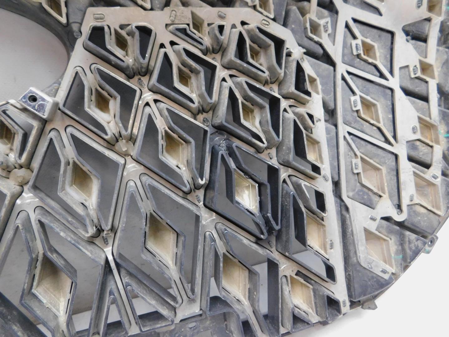 Решетка радиатора