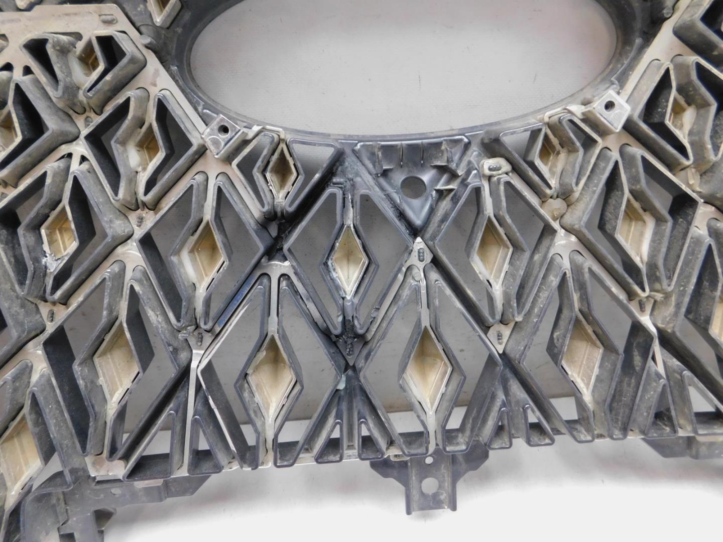 Решетка радиатора