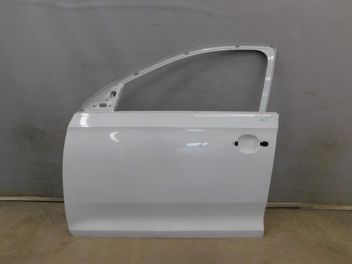 Дверь передняя левая