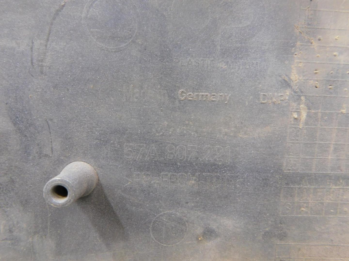 Бампер передний