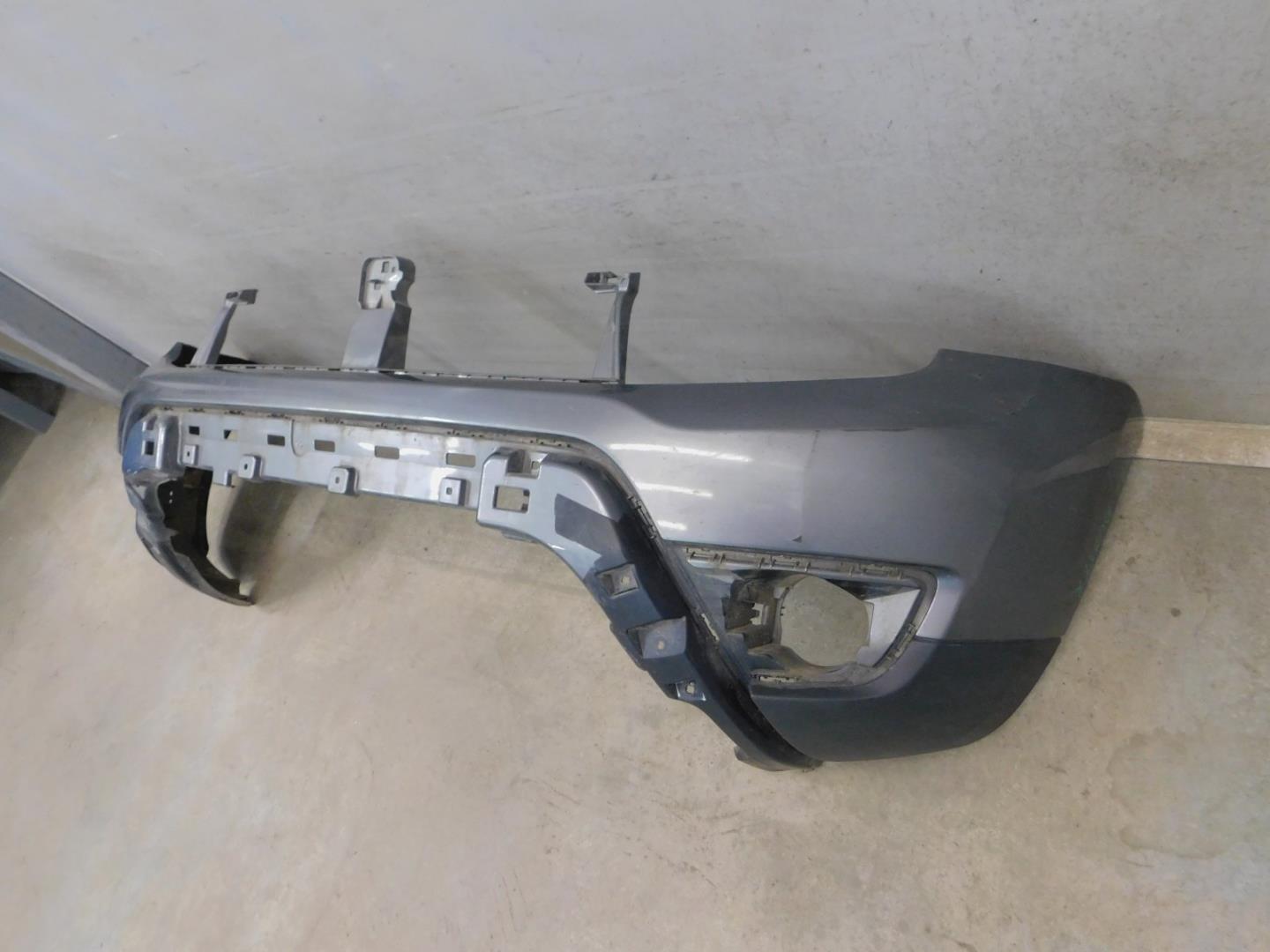 Бампер передний