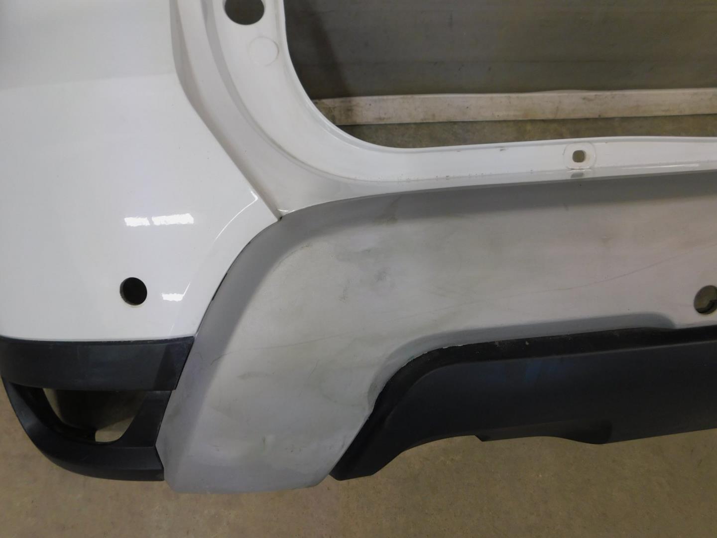 Бампер задний