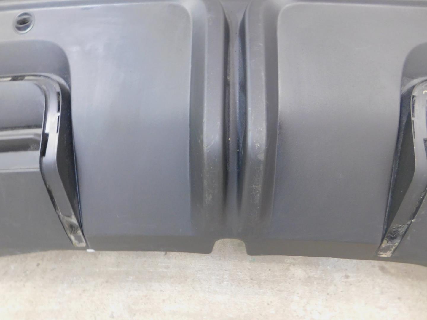 Бампер задний