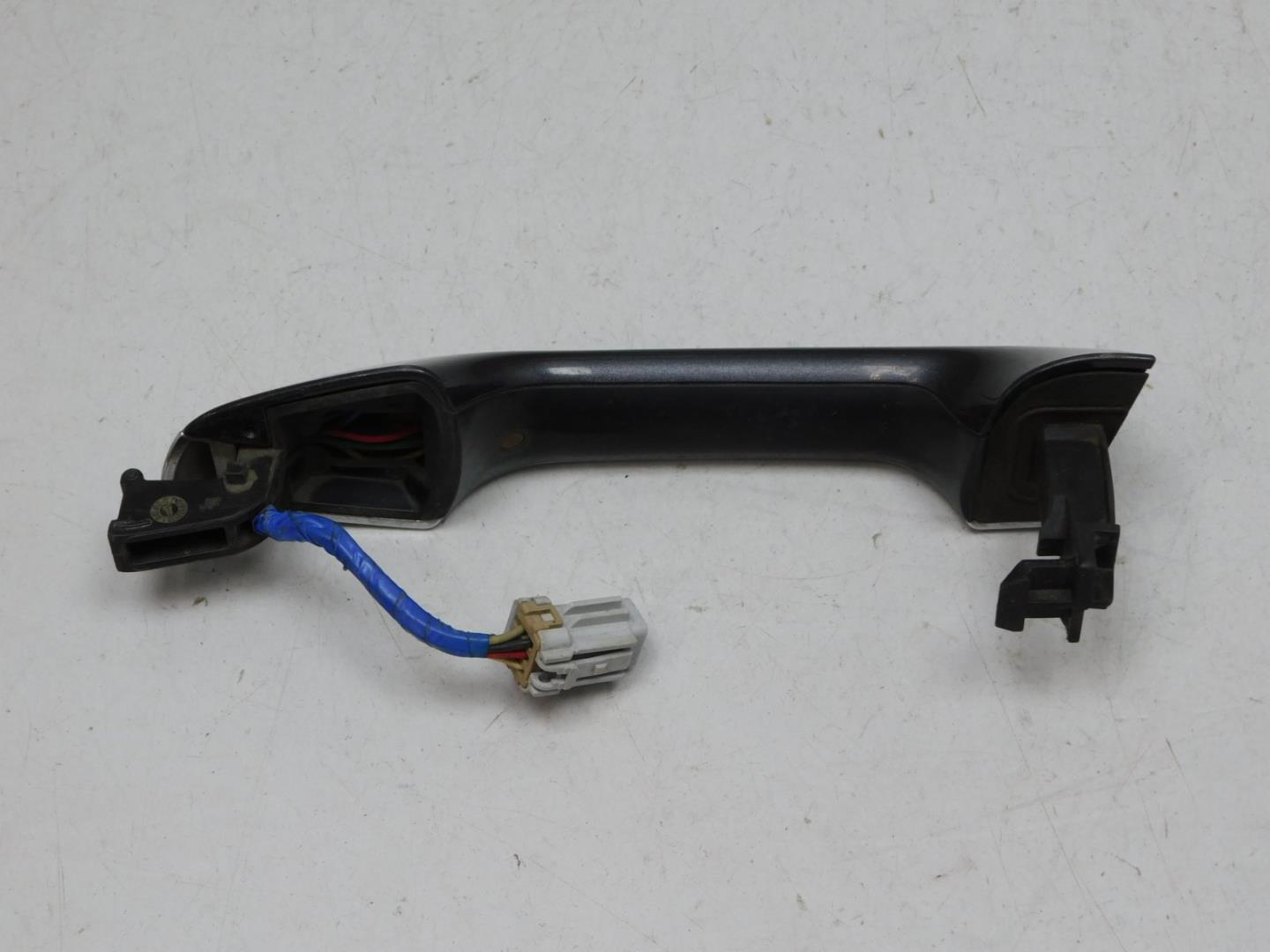 Ручка двери передней внутренняя правая