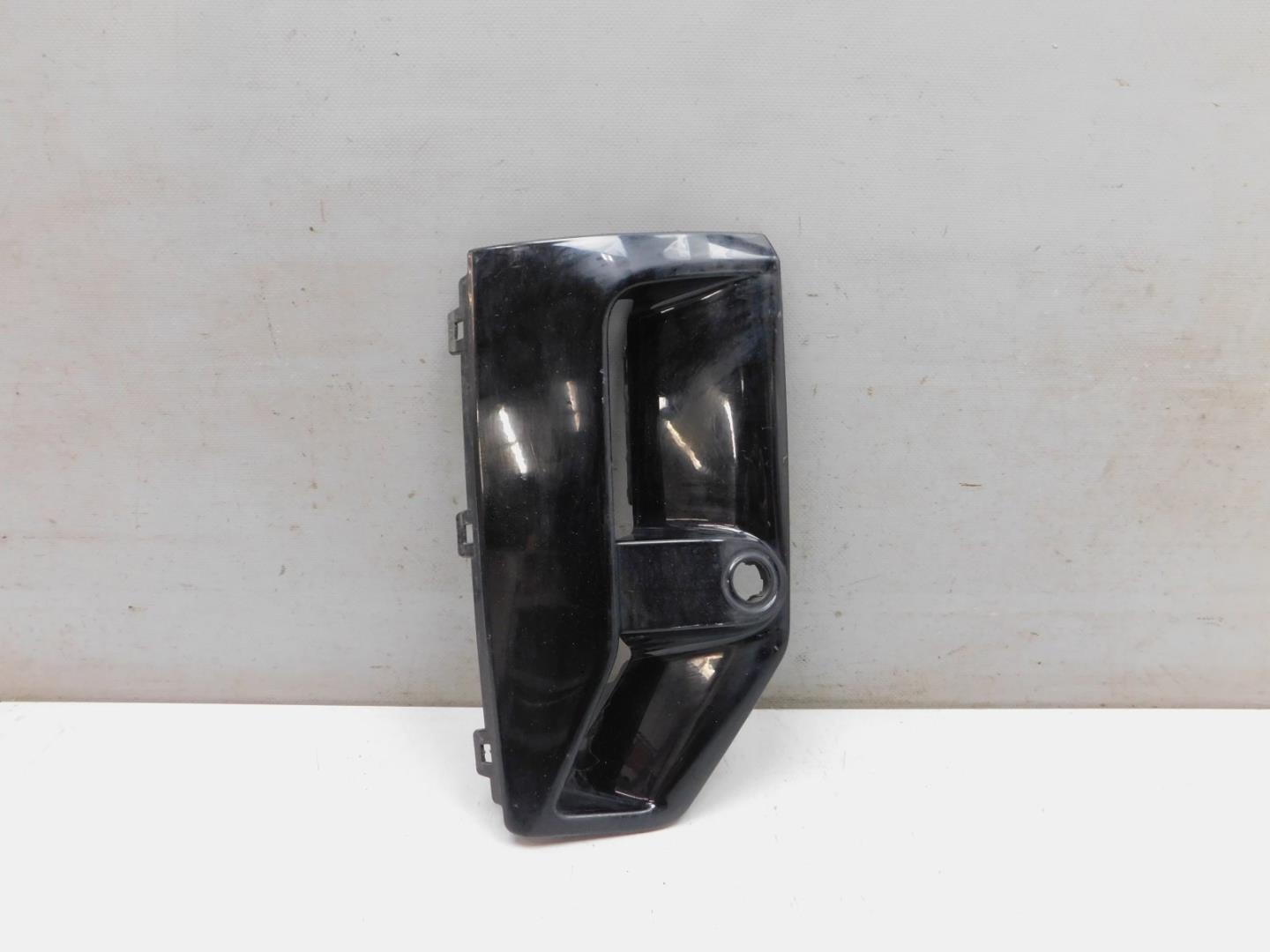 Накладка переднего бампера