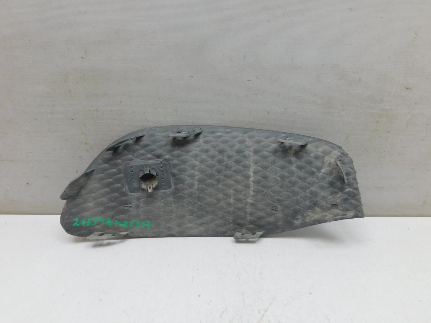 Решетка в бампер левая