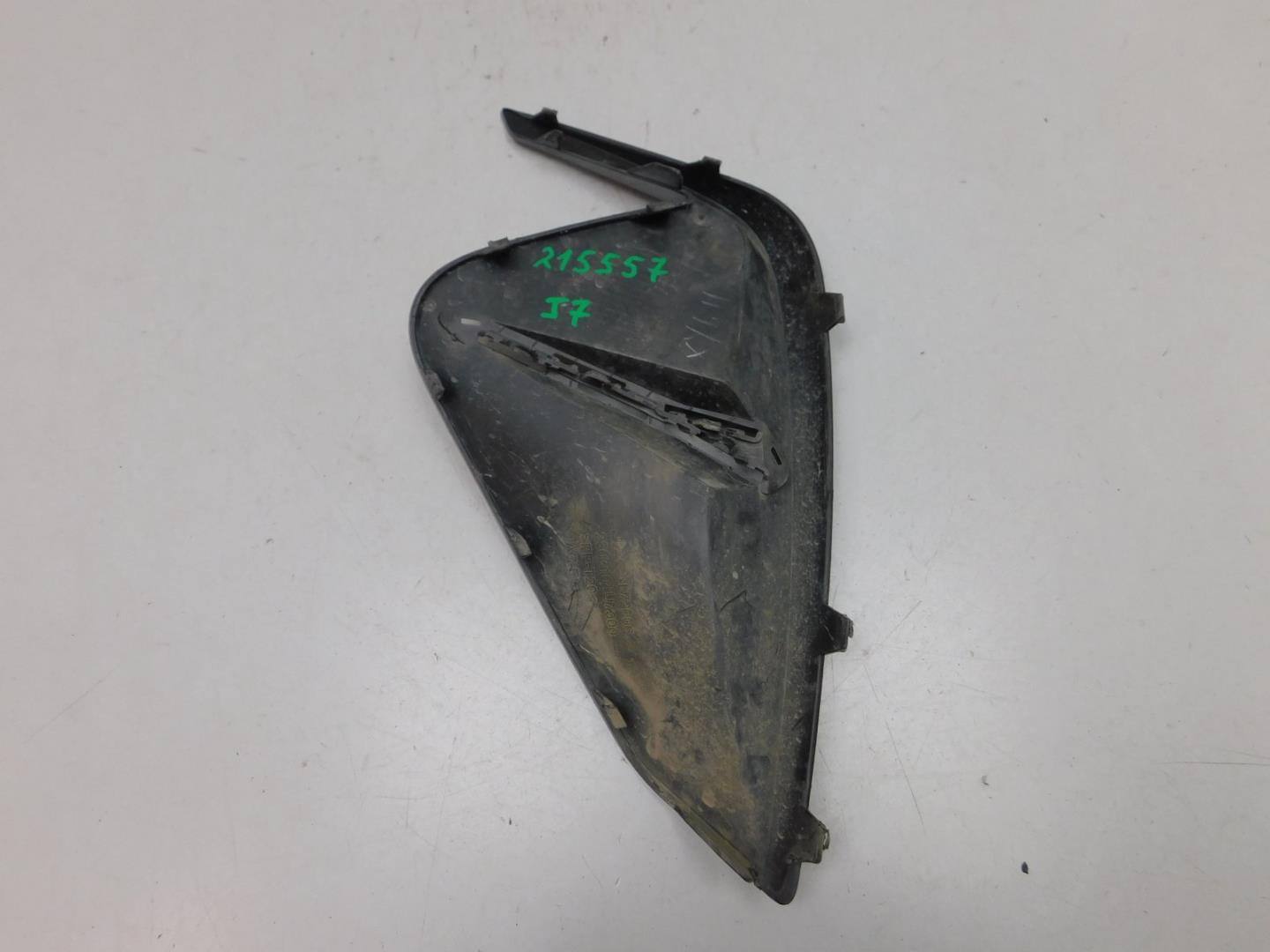 Решетка в бампер правая