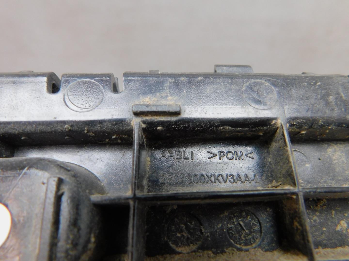 Кронштейн заднего бампера