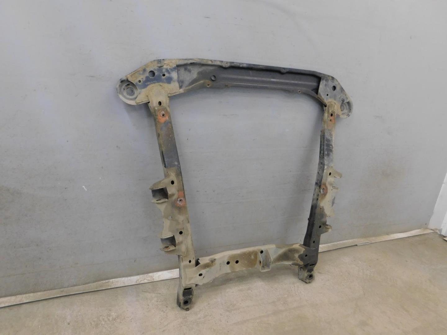 Балка подмоторная