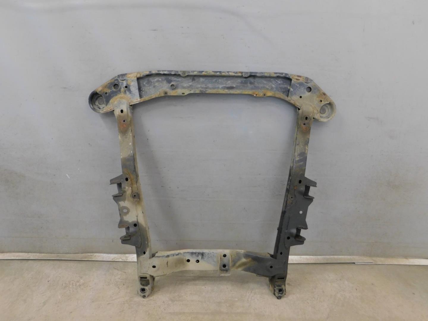 Балка подмоторная