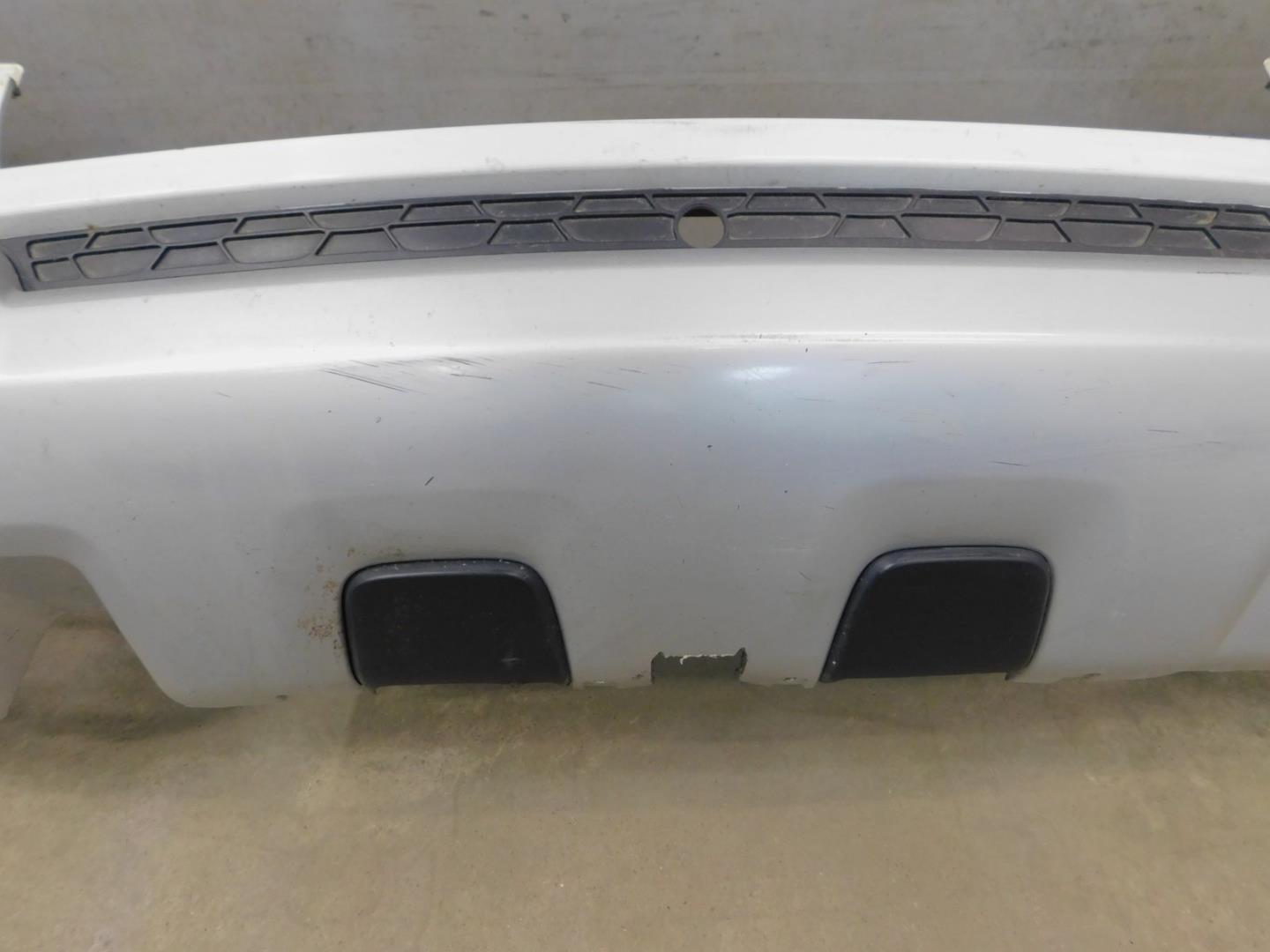 Бампер задний