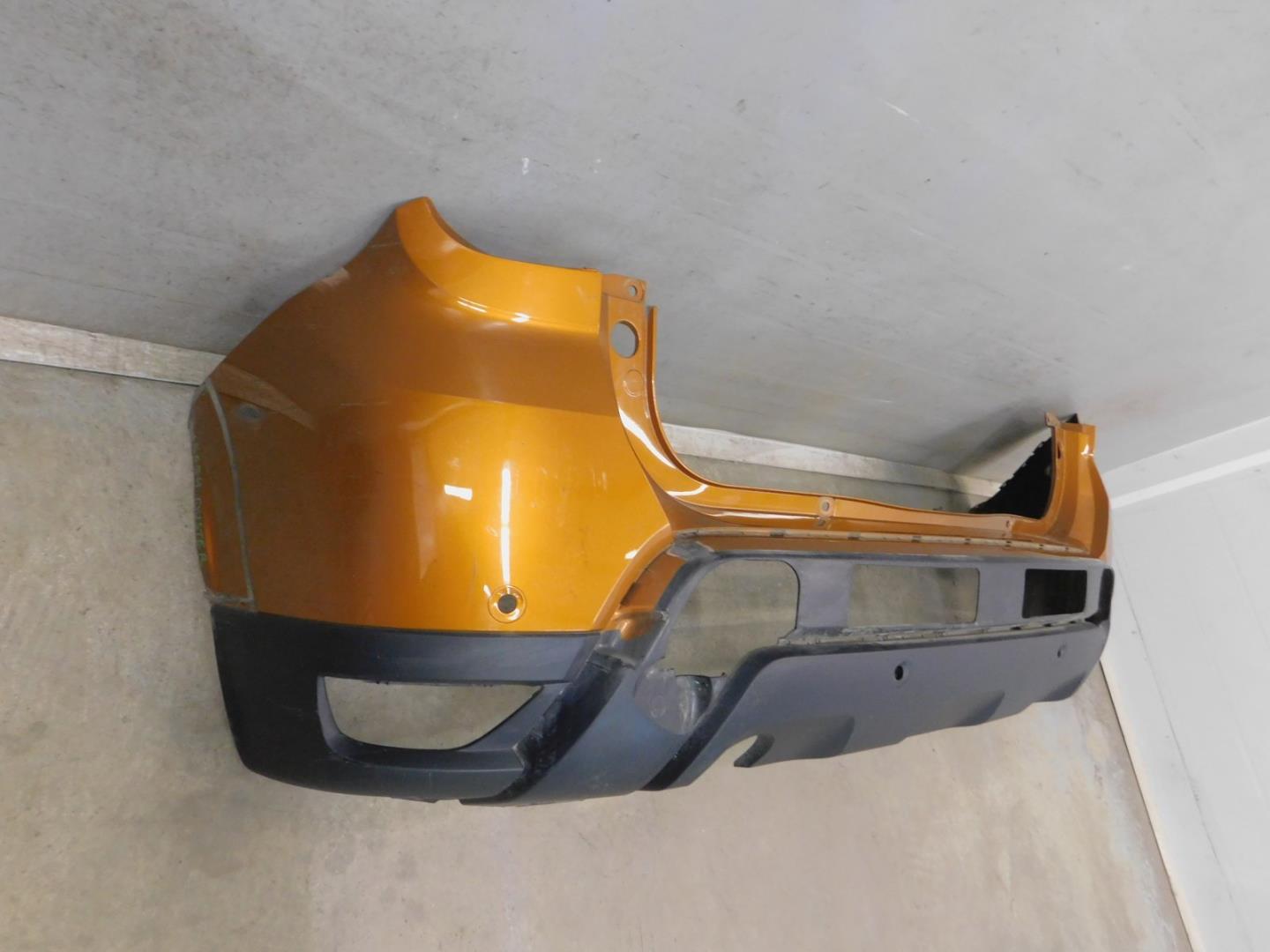 Бампер задний