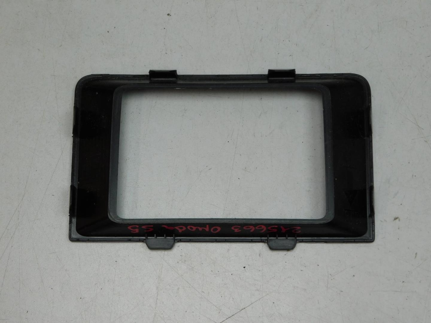 Накладка переднего бампера