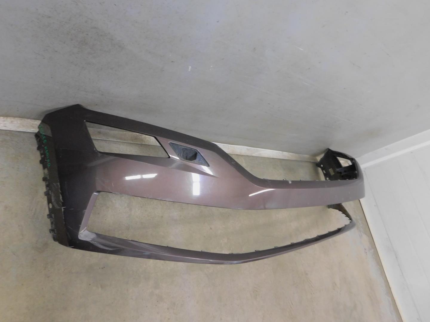 Бампер передний