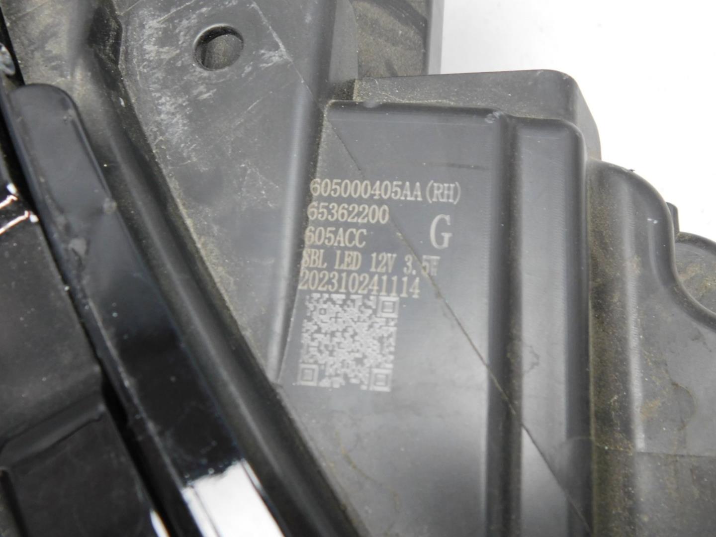 Фара правая