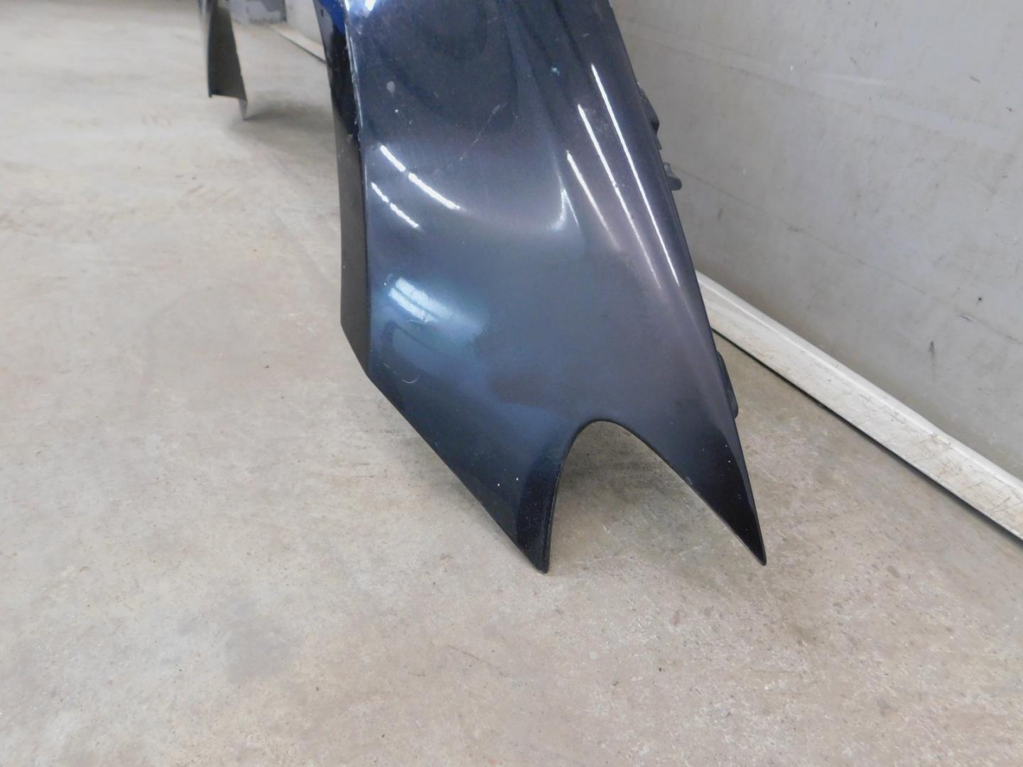 Крыло переднее правое