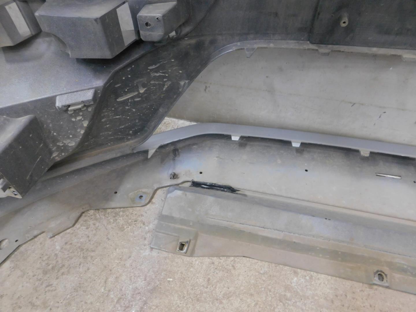 Бампер передний