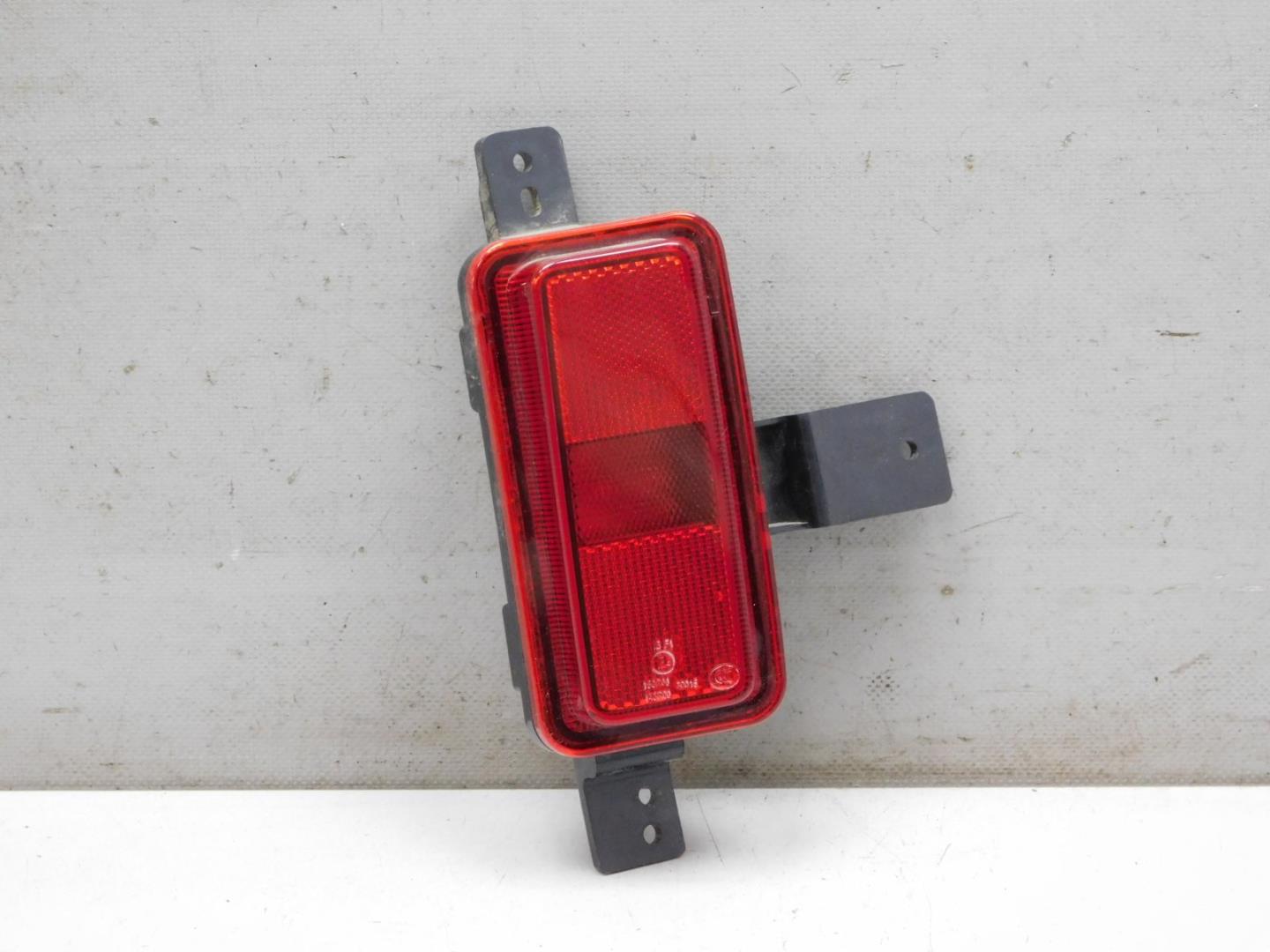 Фонарь задний противотуманный