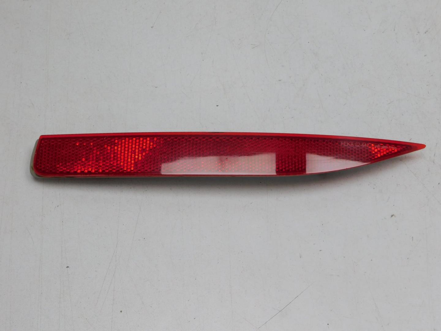 Фонарь задний в бампер левый