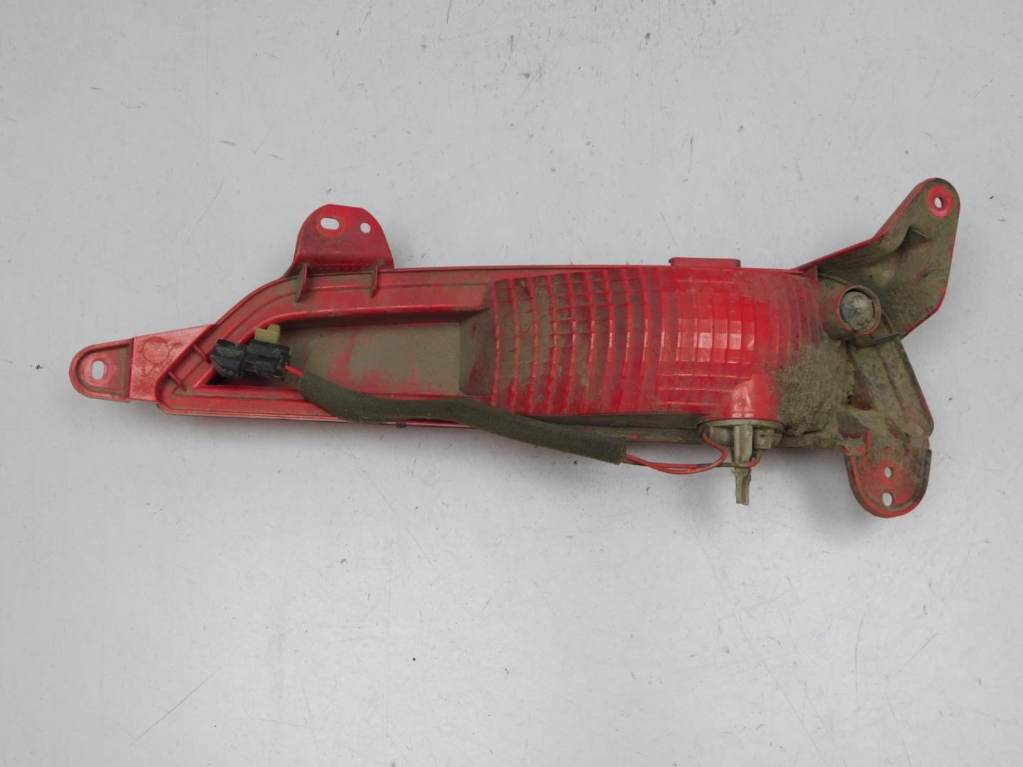 Фонарь задний в бампер левый