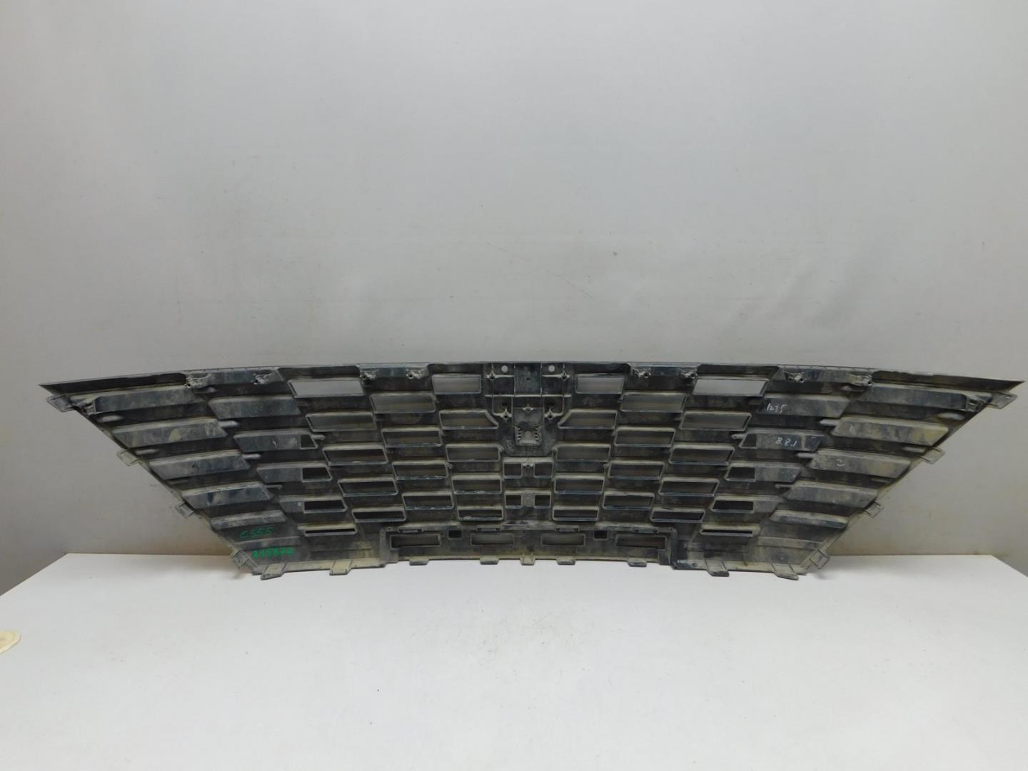 Решетка радиатора