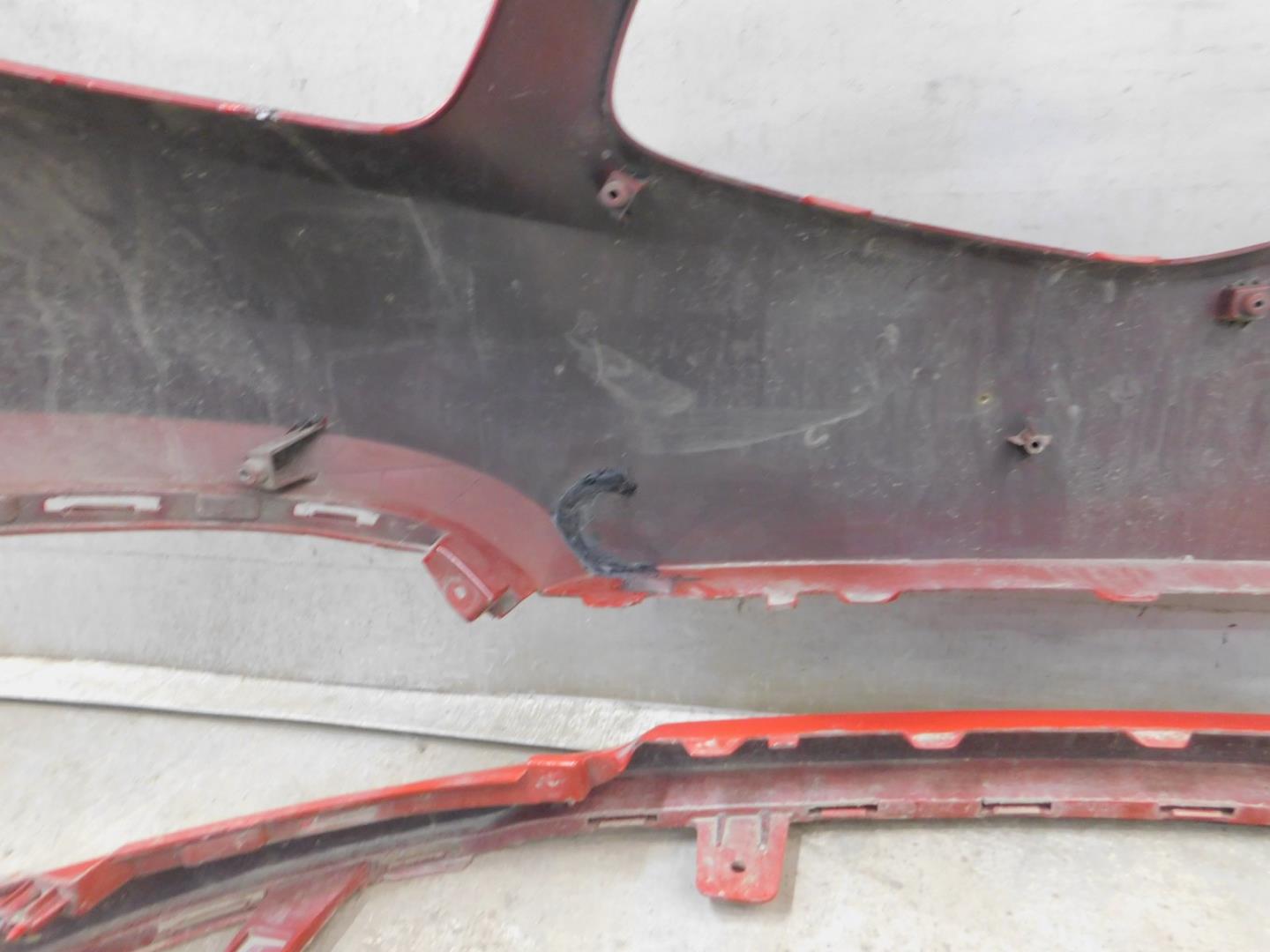 Бампер передний