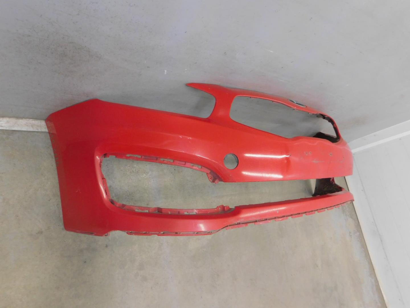 Бампер передний