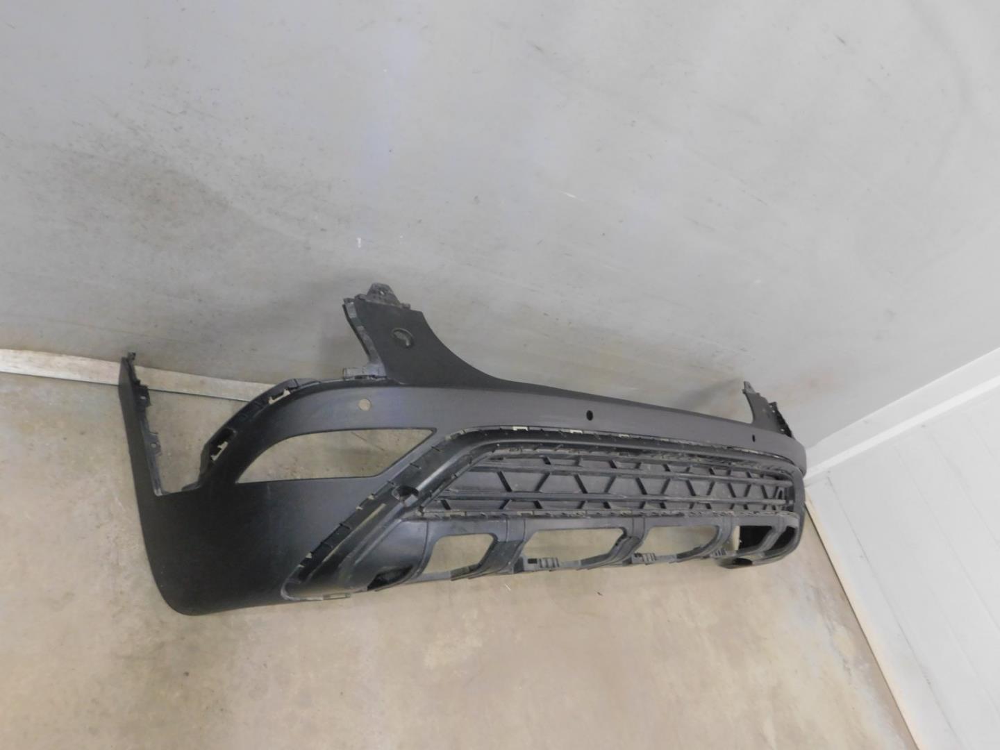 Бампер задний