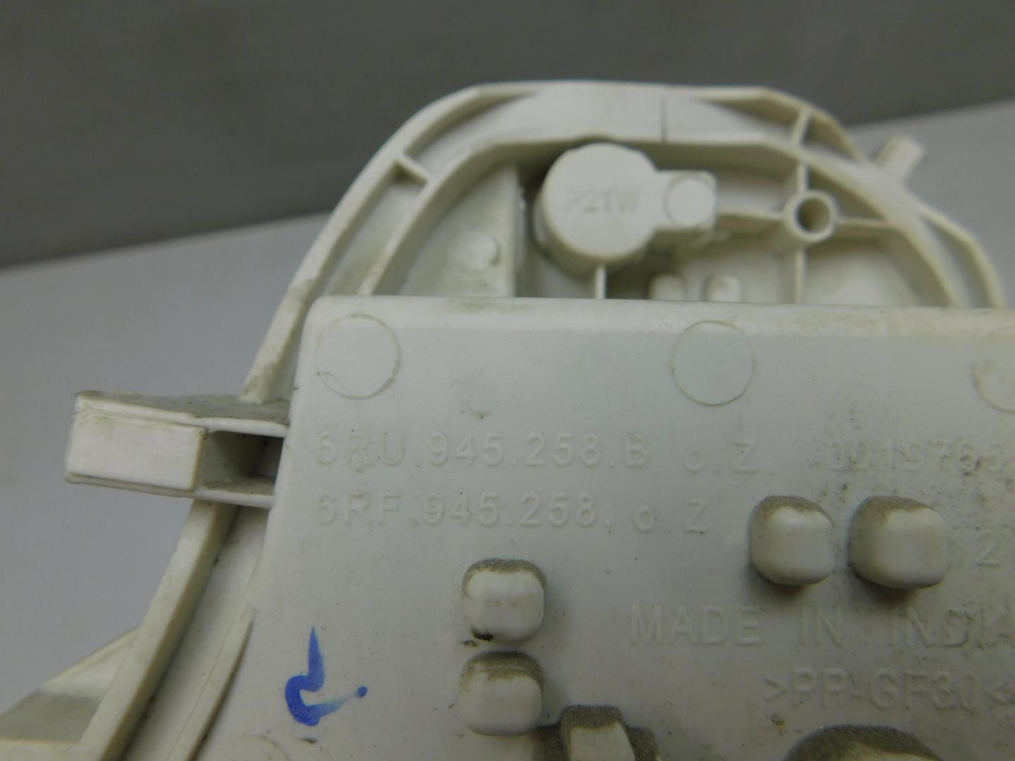 Плата заднего фонаря