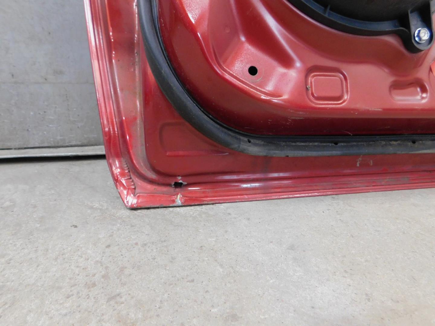 Дверь передняя правая