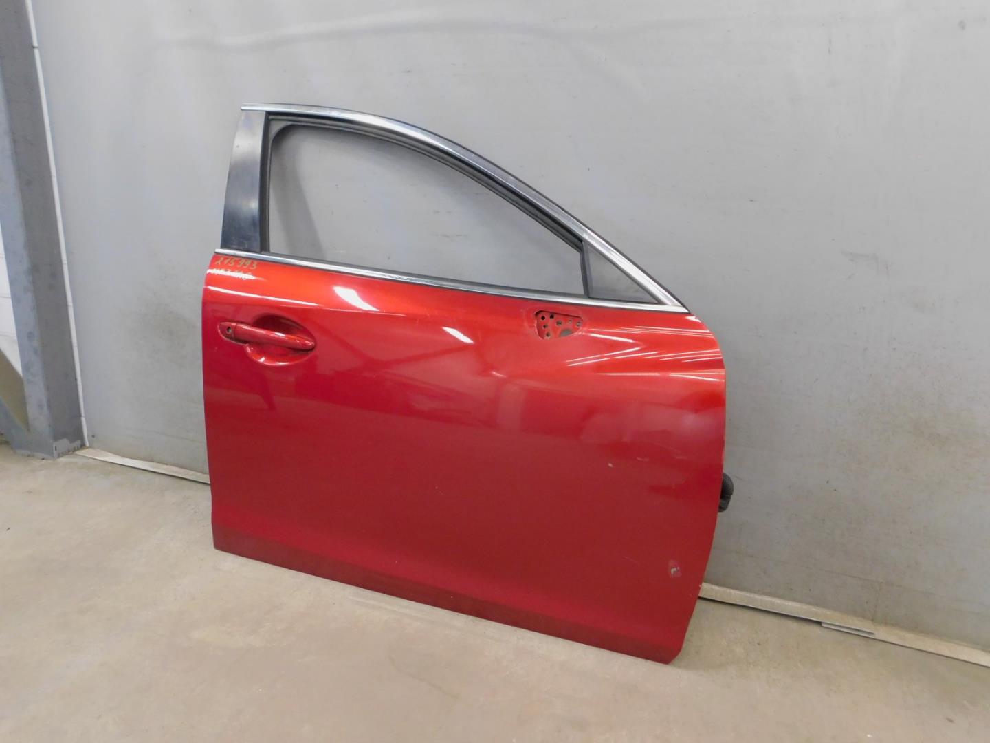 Дверь передняя правая