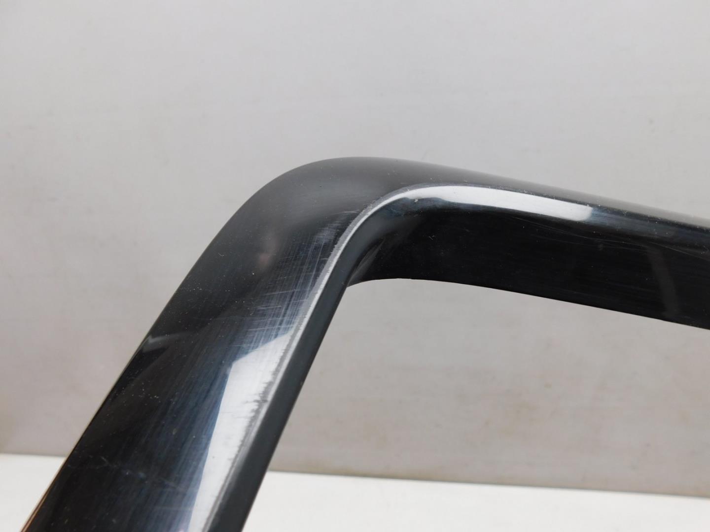 Накладка переднего бампера