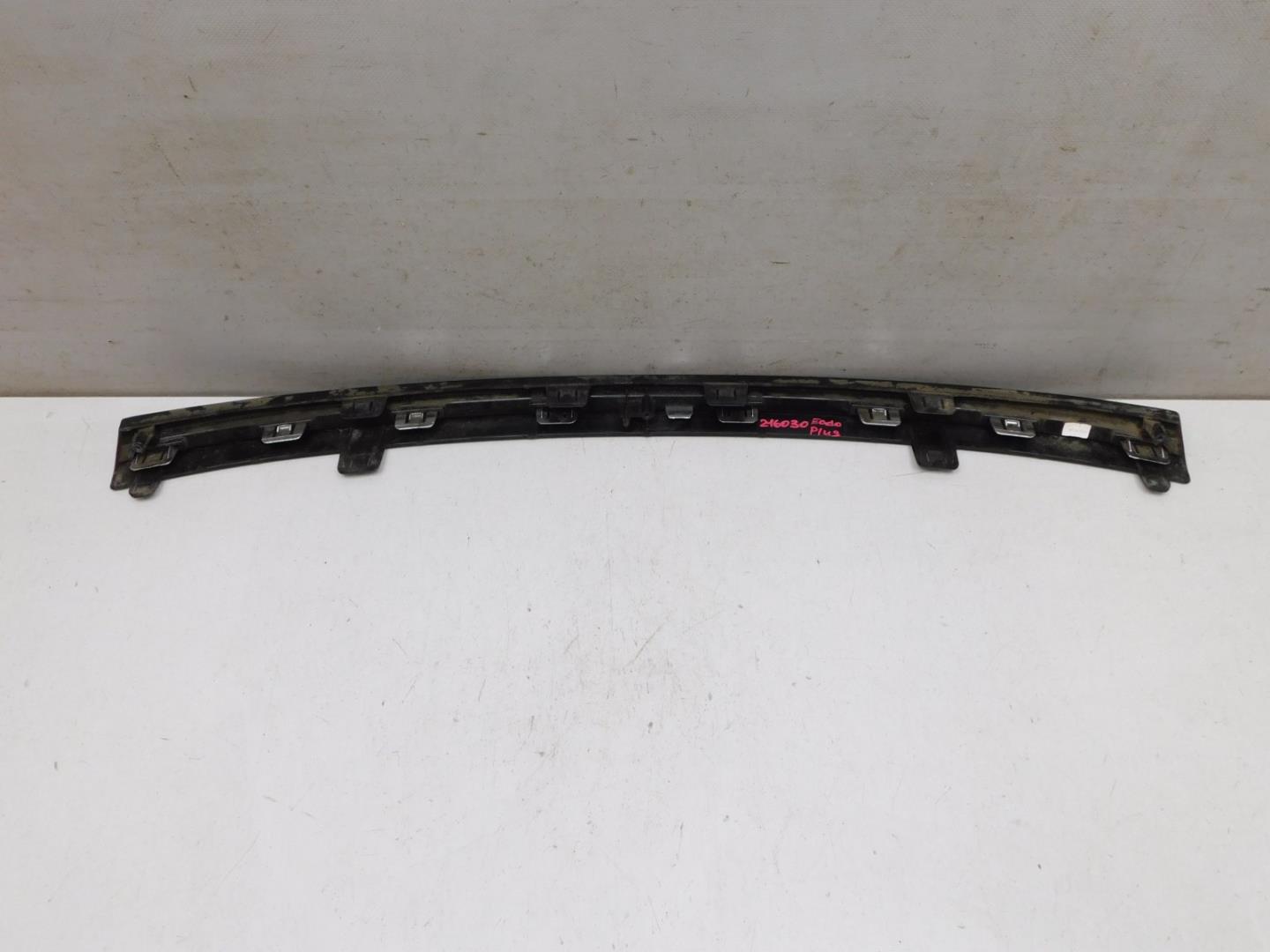 Накладка переднего бампера