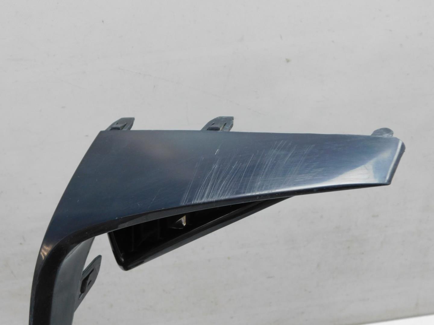 Накладка заднего бампера правая