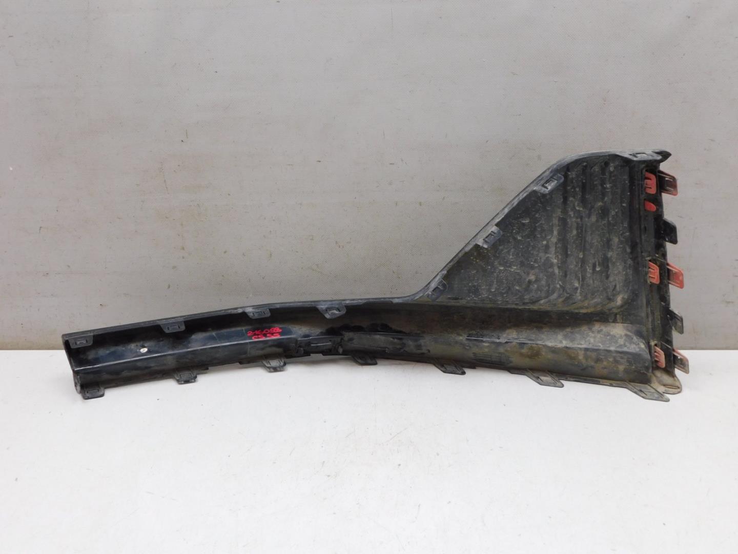 Накладка переднего бампера