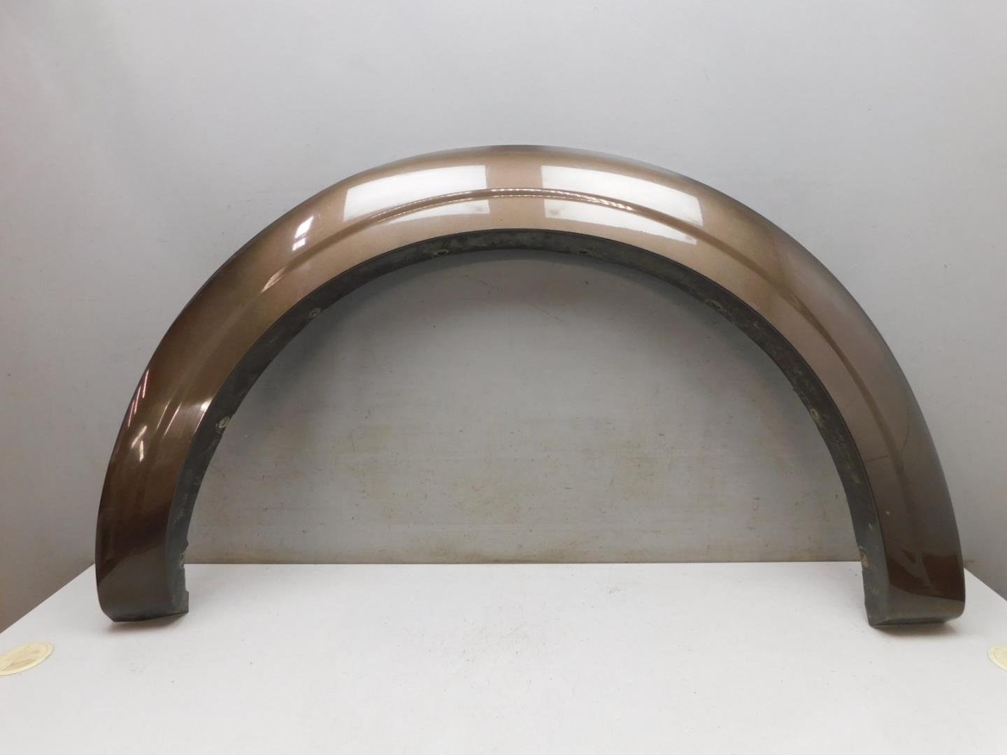 Накладка заднего крыла правого