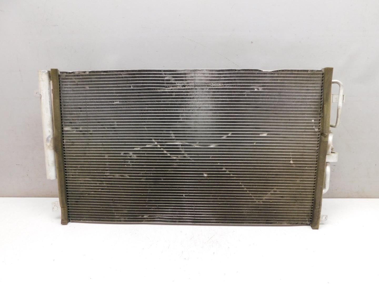 Радиатор кондиционера / конденсер