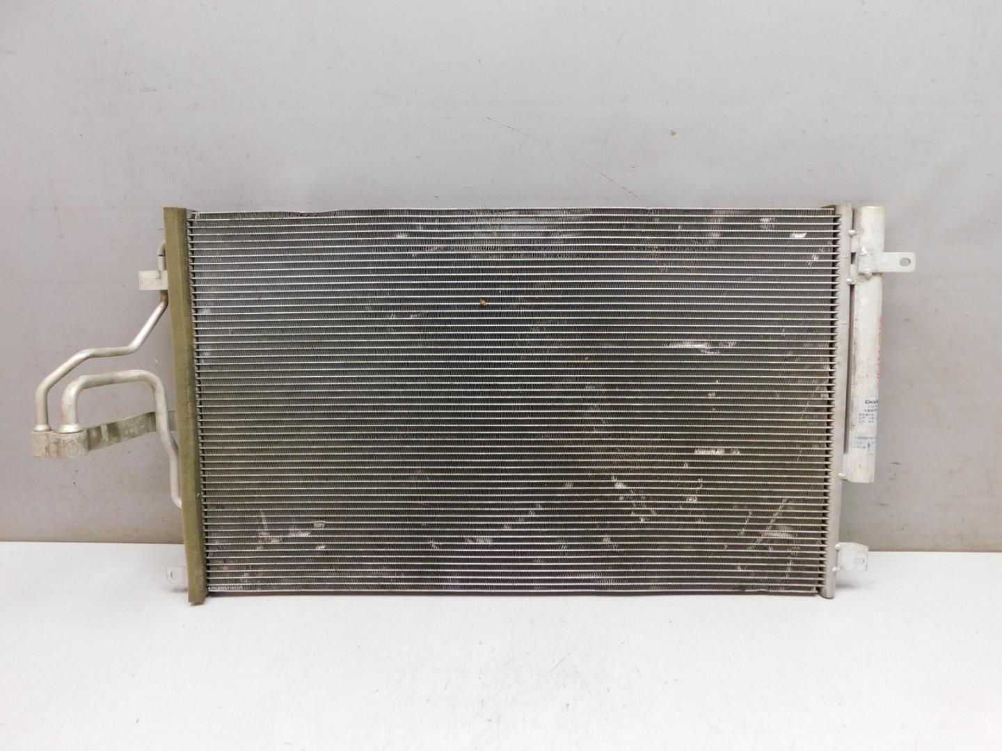 Радиатор кондиционера / конденсер