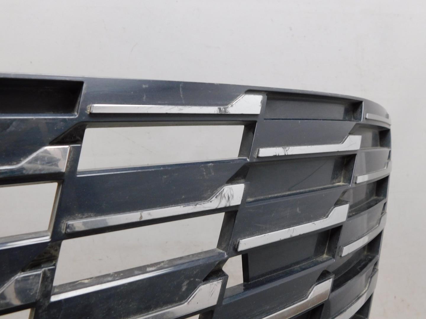 Решетка радиатора