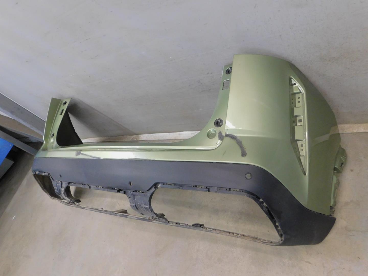 Бампер задний