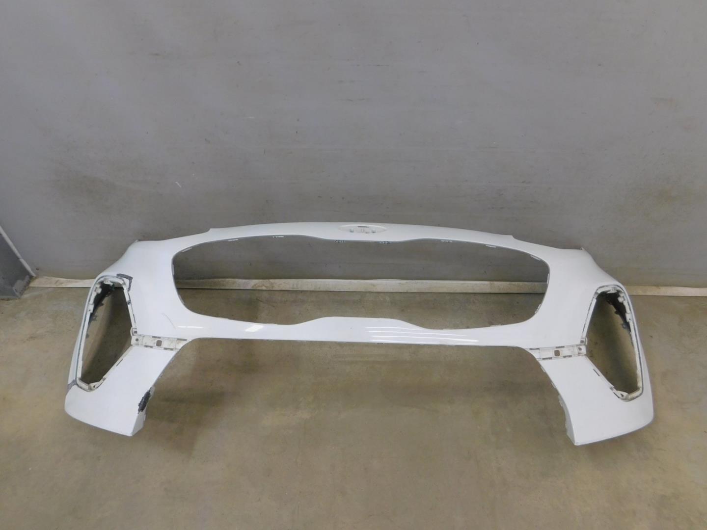 Бампер передний