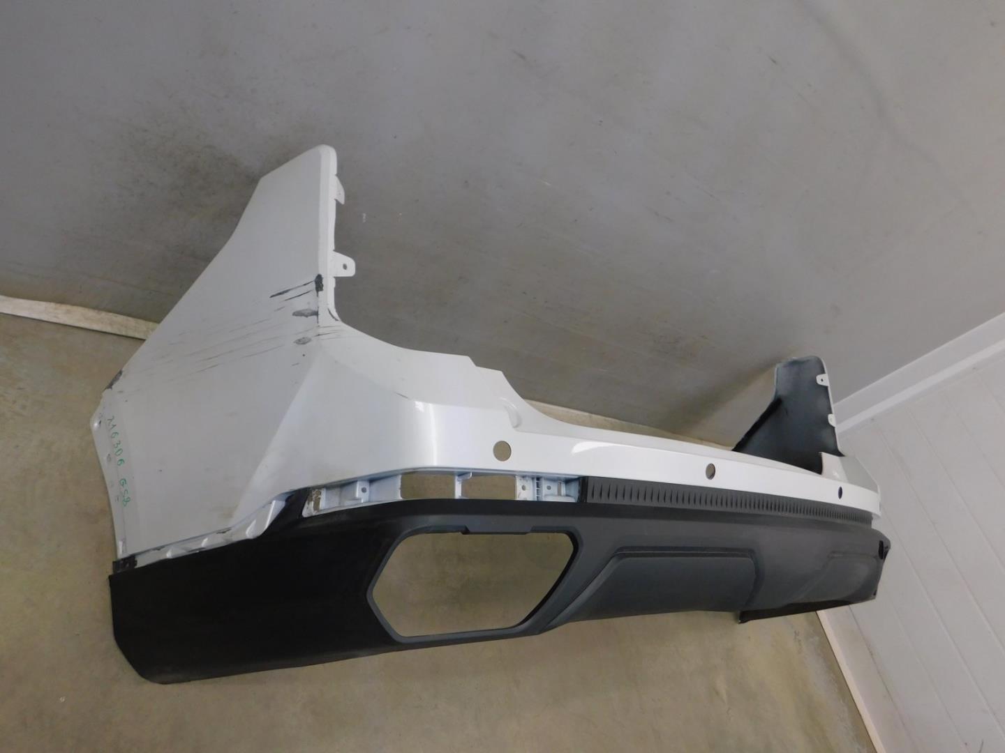 Бампер задний