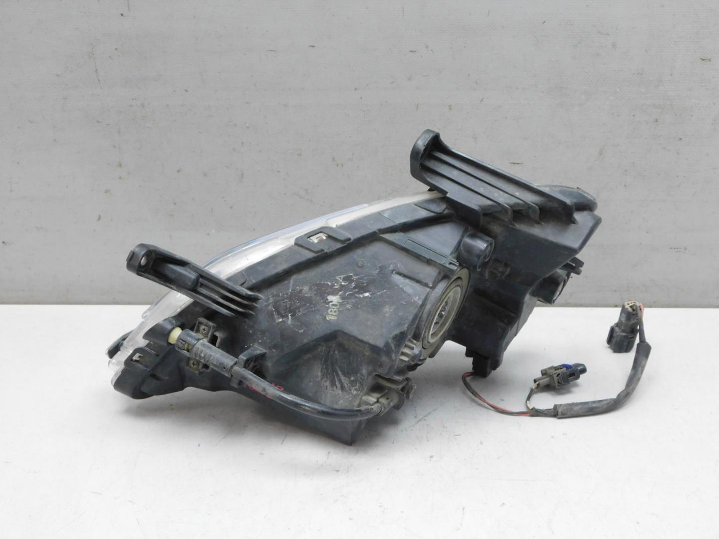 Фара противотуманная правая